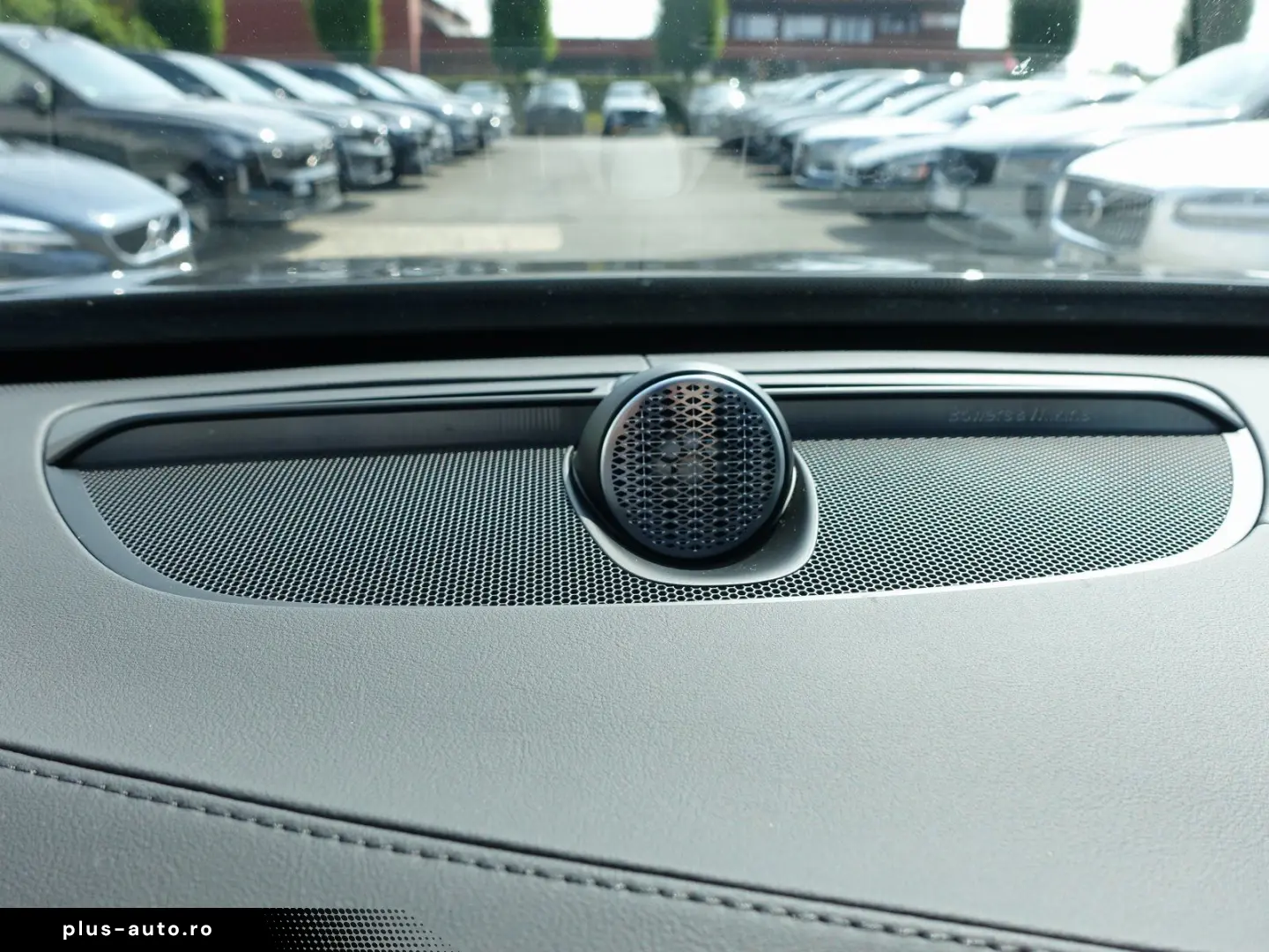VOLVO XC90 Ultra T8 AWD Plug-in Hybrid Four-C Massage