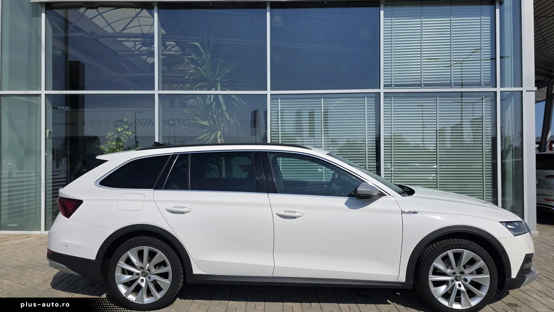 Skoda Octavia Scout 2.0 TDI DSG 150CP