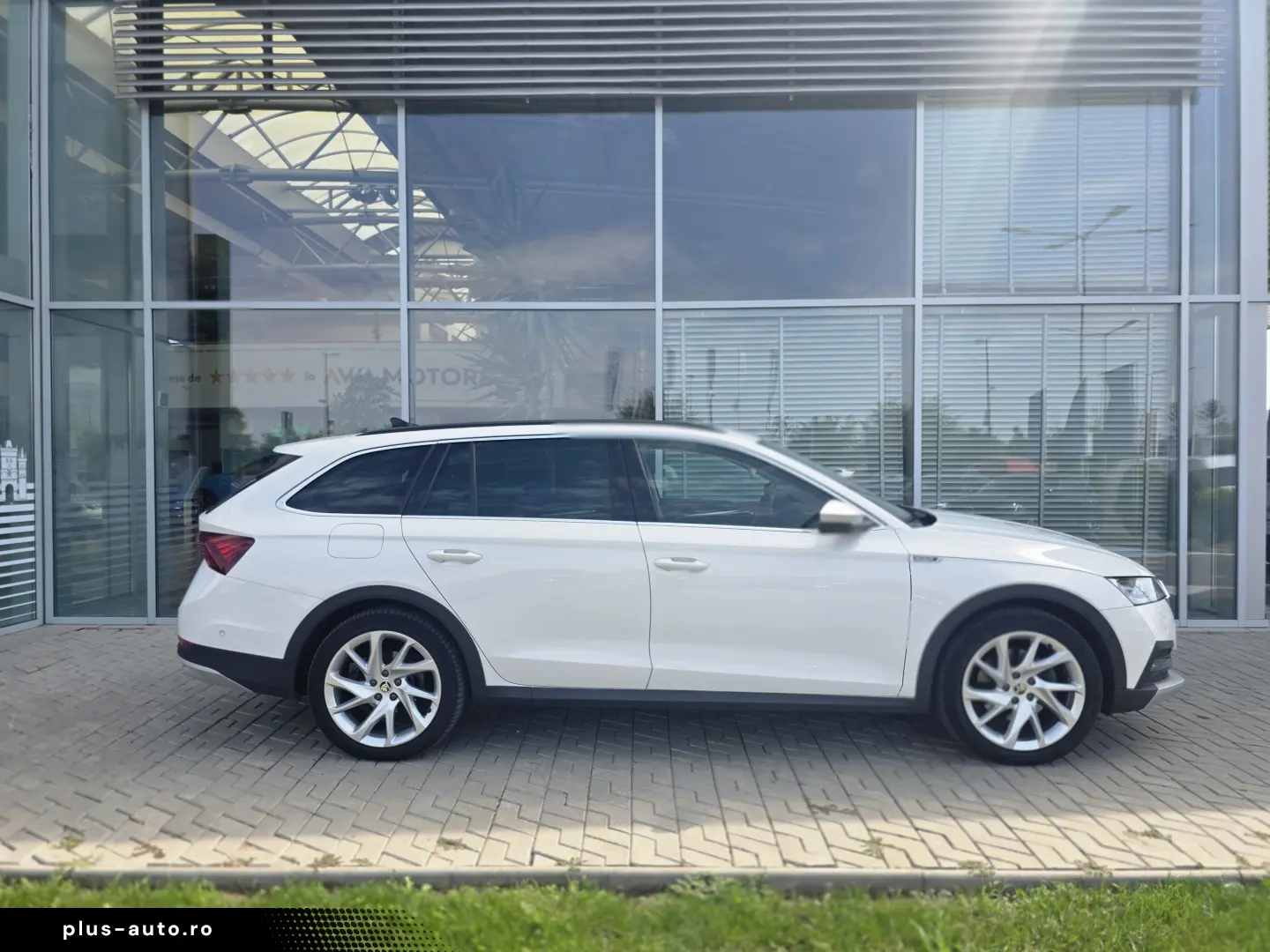 Skoda Octavia Scout 2.0 TDI DSG 150CP