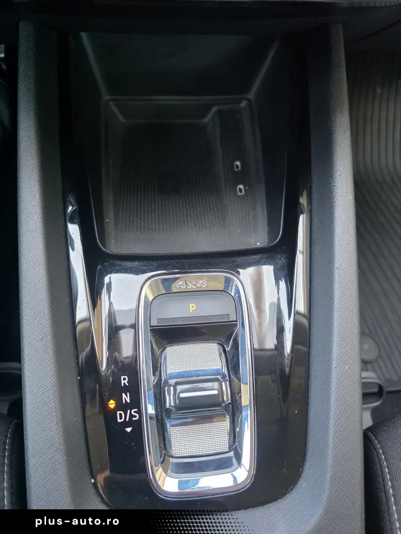 Skoda Octavia Scout 2.0 TDI DSG 150CP