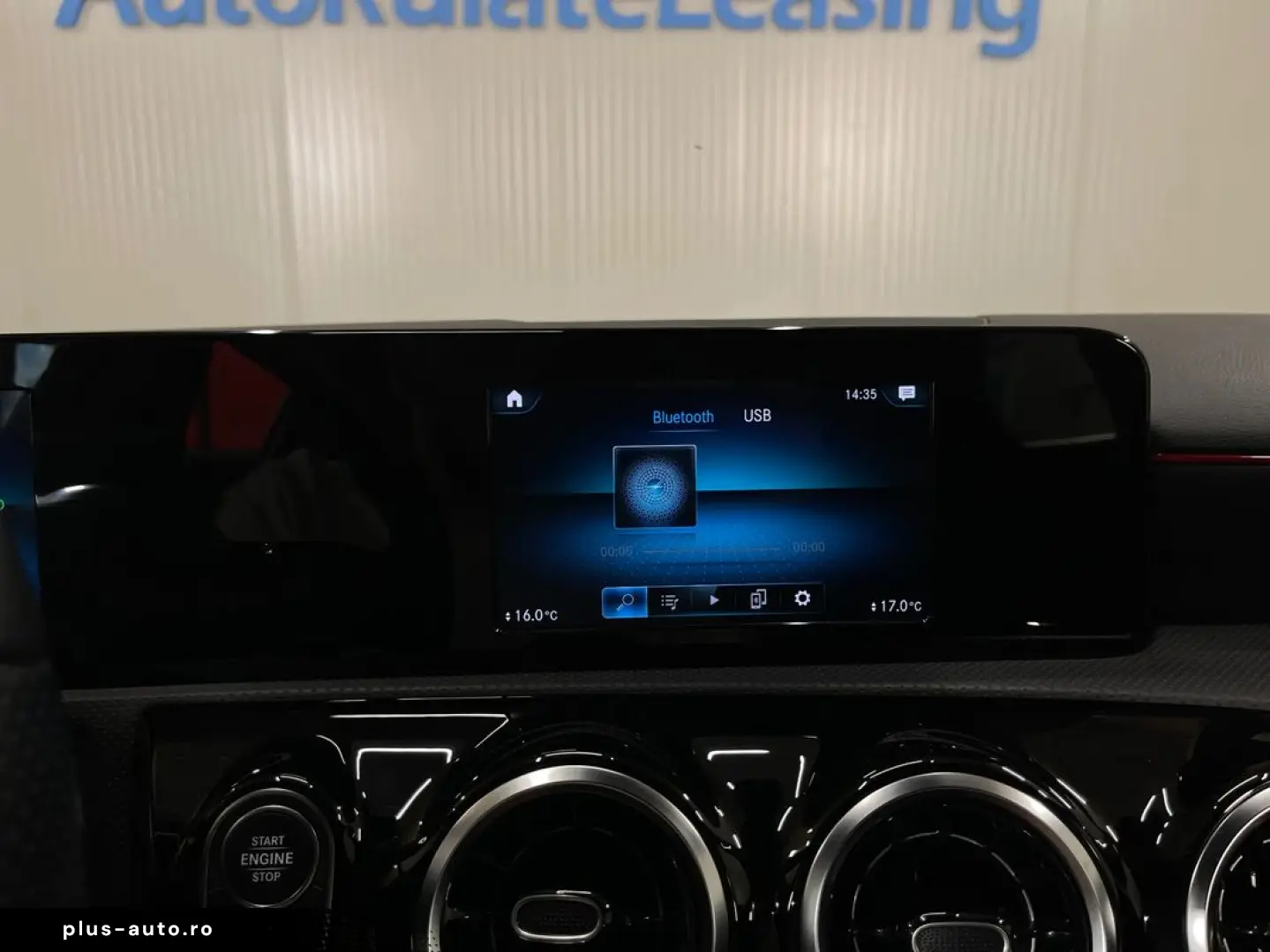 Mercedes-Benz A-200