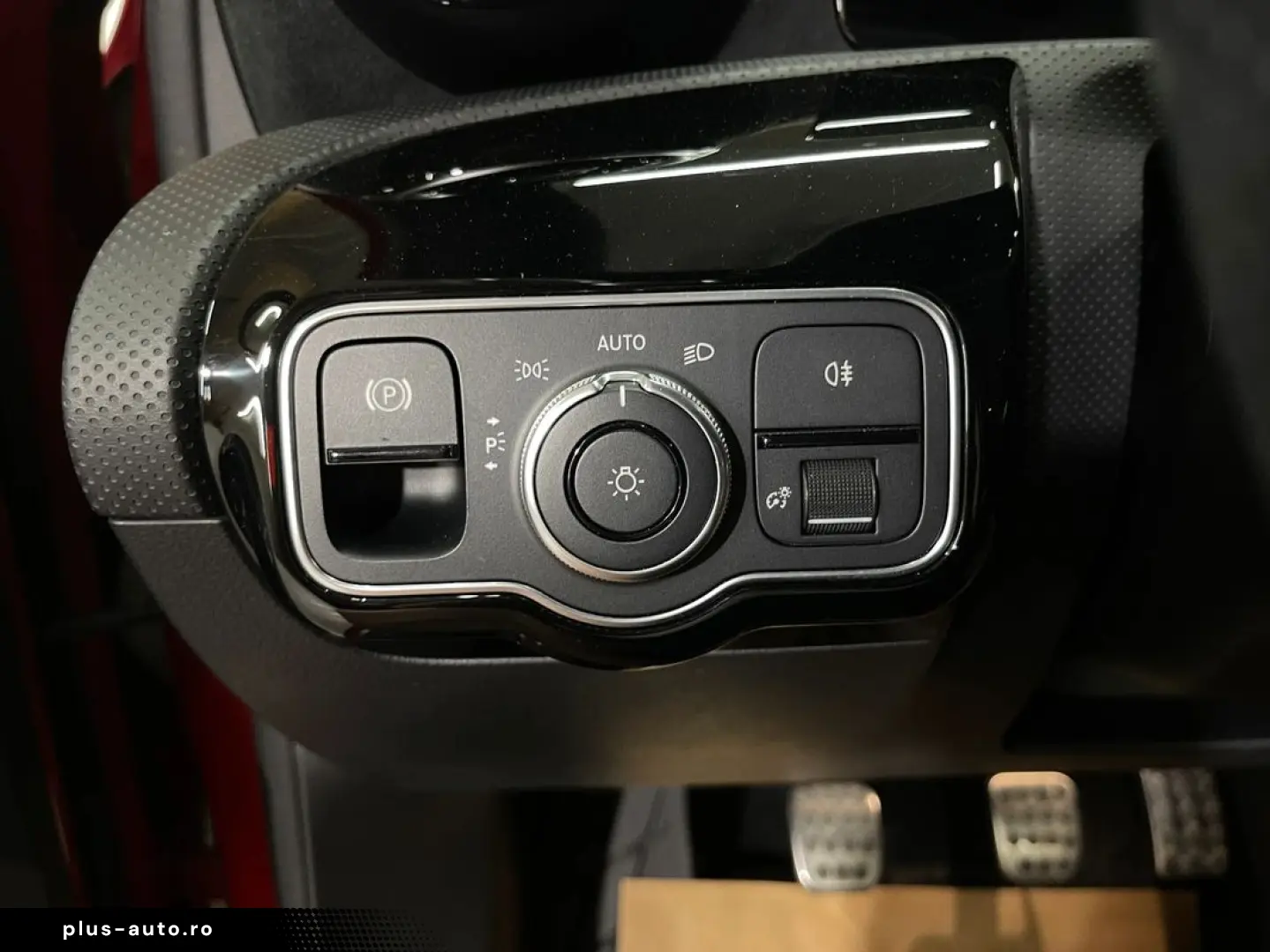 Mercedes-Benz A-200