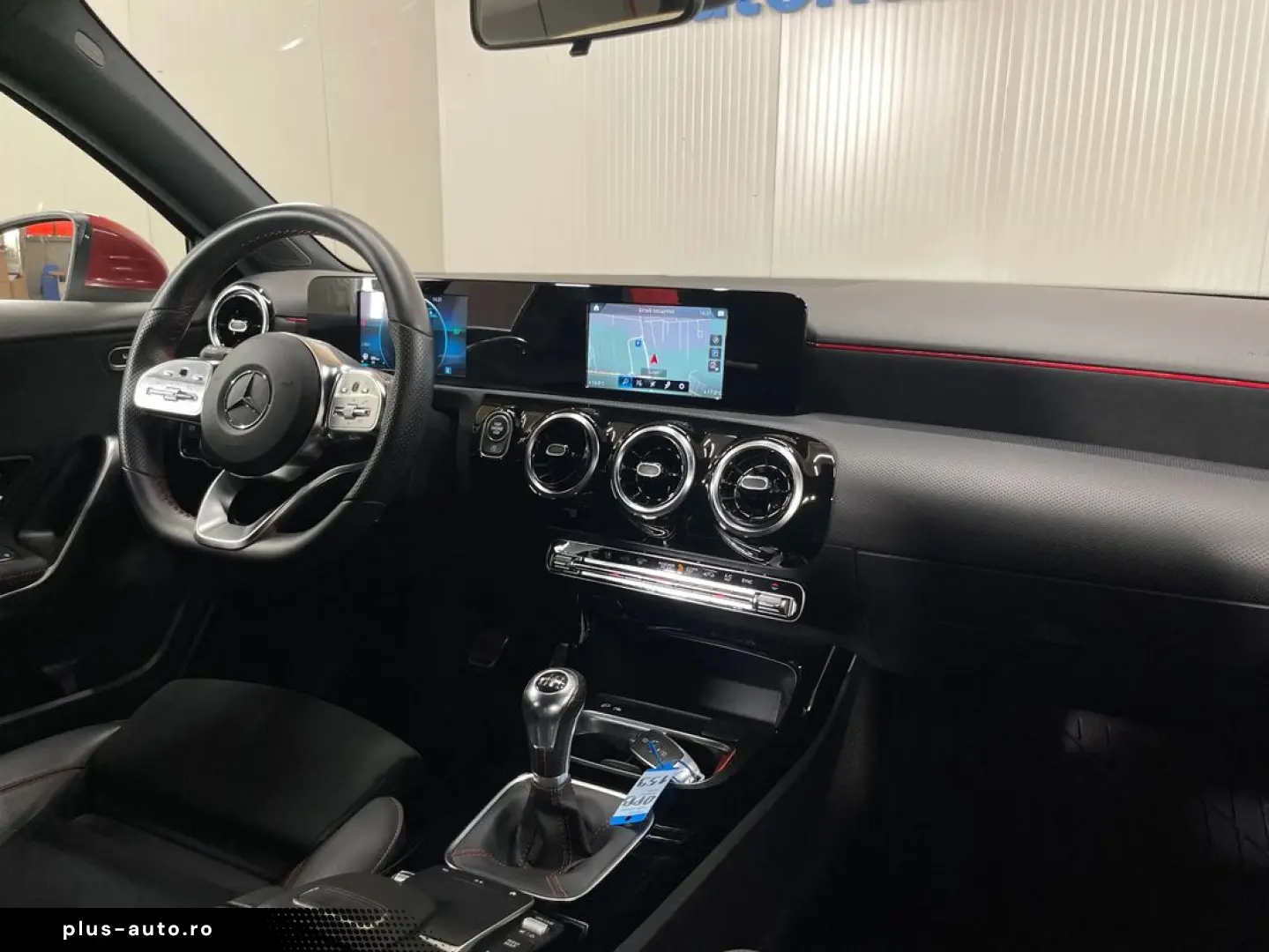 Mercedes-Benz A-200