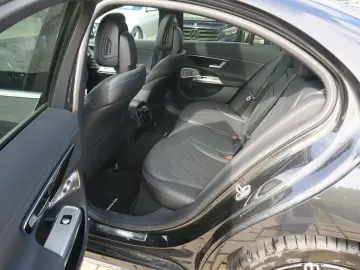 MERCEDES-BENZ E 450 d 4M AMG