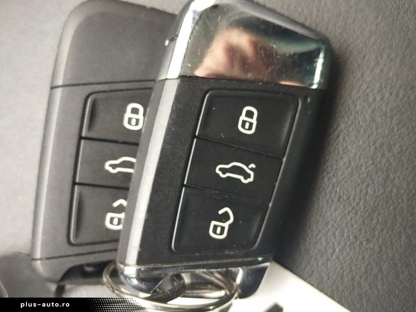 SKODA Kodiaq 2.0 TDI 4x4 Sportline 360  4xSHZ ACC AHK