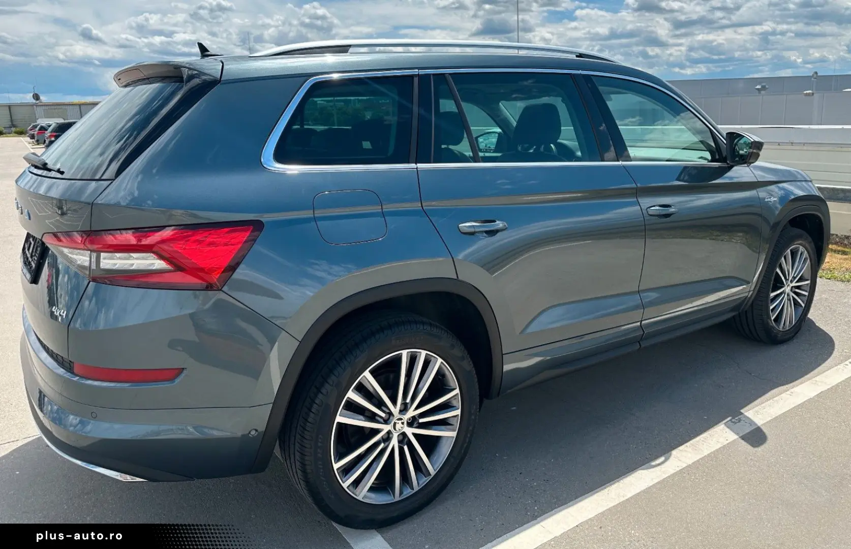 SKODA Kodiaq L&K 4x4 7-SITZE 360 KAM VIRTUA LED PANO