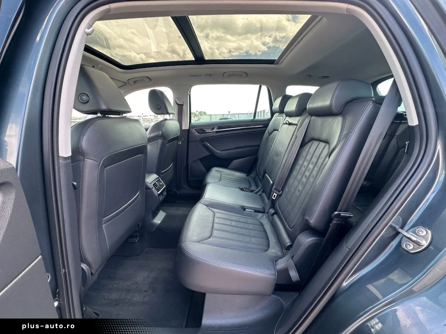 SKODA Kodiaq L&K 4x4 7-SITZE 360 KAM VIRTUA LED PANO