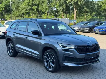 SKODA Kodiaq Sportline 4x4  Pano Leder AHK 360