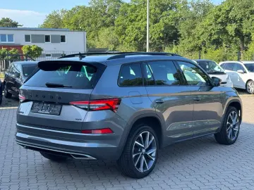 SKODA Kodiaq Sportline 4x4  Pano Leder AHK 360