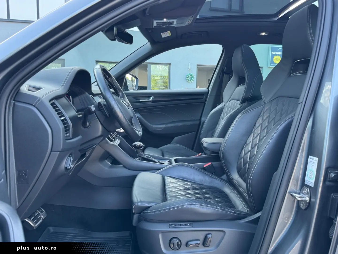 SKODA Kodiaq Sportline 4x4  Pano Leder AHK 360