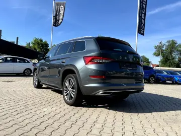 SKODA Kodiaq 2.0 TDI L&K 4x4  LED Navi AHK ACC Pano SH
