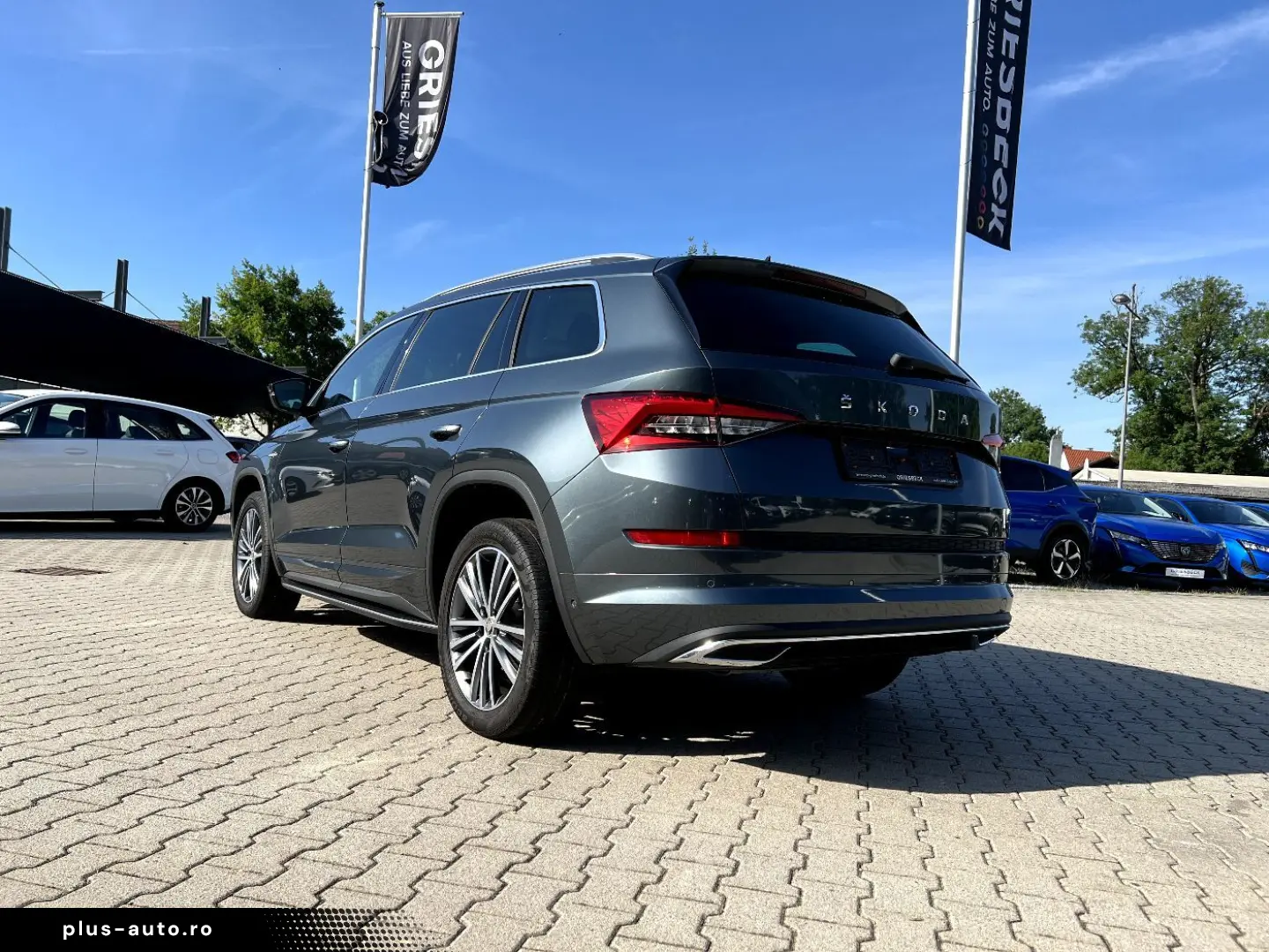 SKODA Kodiaq 2.0 TDI L&K 4x4  LED Navi AHK ACC Pano SH