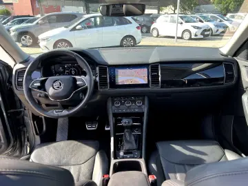 SKODA Kodiaq 2.0 TDI L&K 4x4  LED Navi AHK ACC Pano SH