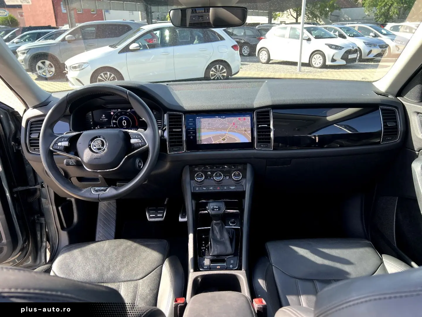 SKODA Kodiaq 2.0 TDI L&K 4x4  LED Navi AHK ACC Pano SH