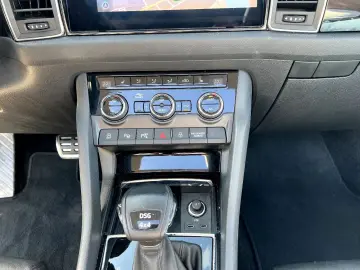 SKODA Kodiaq 2.0 TDI L&K 4x4  LED Navi AHK ACC Pano SH