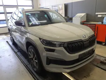 SKODA Kodiaq 2.0 TDI 4x4 Sportline  DSG STANDHEIZUNG