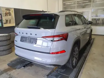 SKODA Kodiaq 2.0 TDI 4x4 Sportline  DSG STANDHEIZUNG