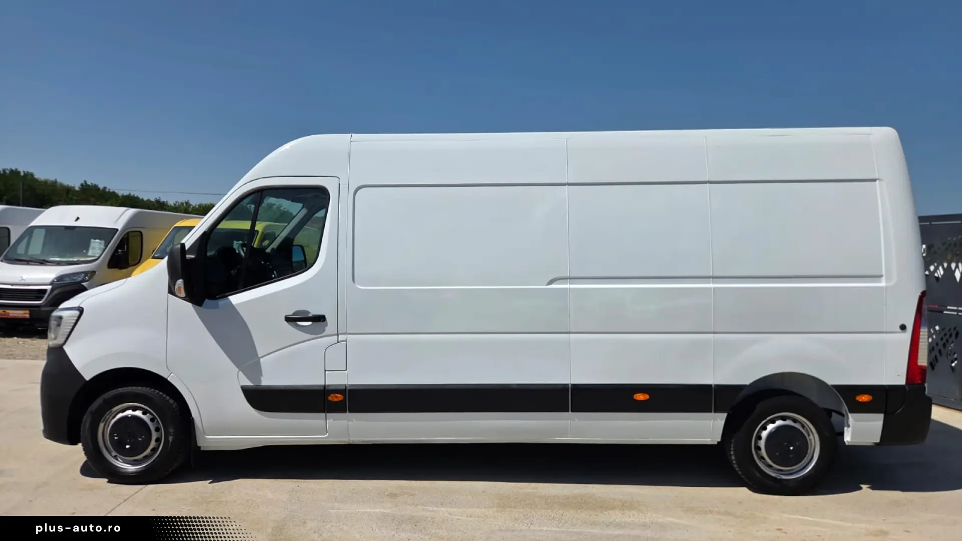 RENAULT NEW MASTER L3H2