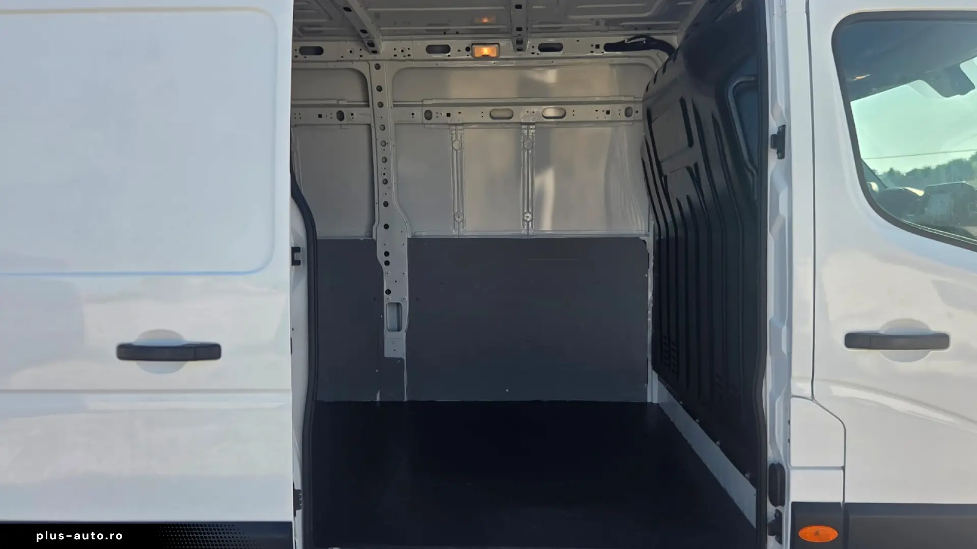 RENAULT NEW MASTER L3H2