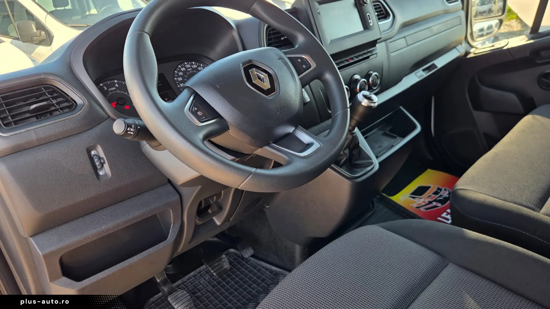 RENAULT NEW MASTER L3H2