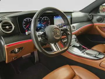 MERCEDES-BENZ E 400 d 4M AMG Line