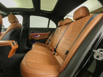 MERCEDES-BENZ E 400 d 4M AMG Line
