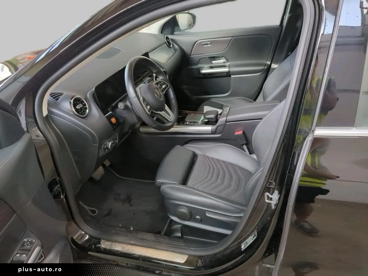 MERCEDES-BENZ GLA 200 d Progressive 4Matic