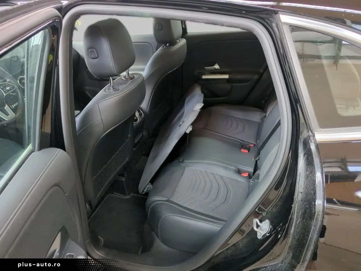 MERCEDES-BENZ GLA 200 d Progressive 4Matic