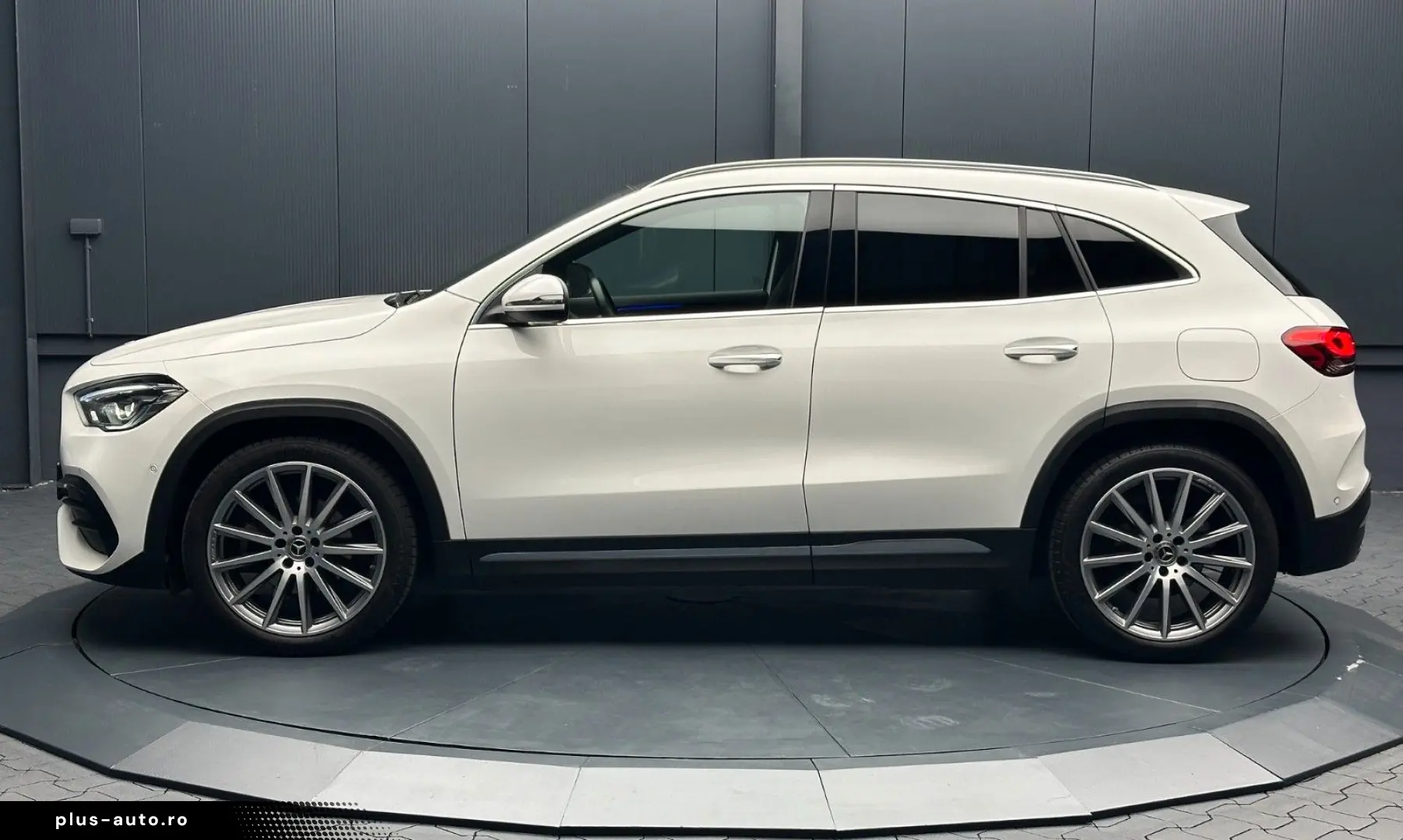 MERCEDES-BENZ GLA 200 d 4Matic AMG-Line