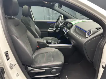 MERCEDES-BENZ GLA 200 d 4Matic AMG-Line