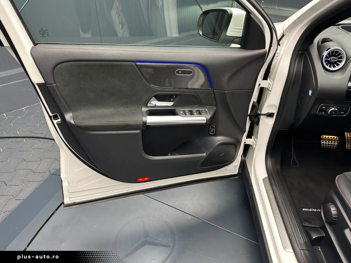 MERCEDES-BENZ GLA 200 d 4Matic AMG-Line