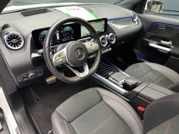 MERCEDES-BENZ GLA 200 d 4Matic AMG-Line