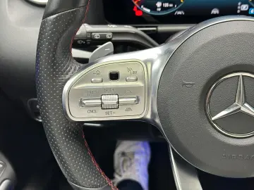 MERCEDES-BENZ GLA 200 d 4Matic AMG-Line