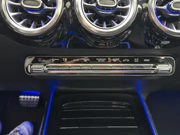 MERCEDES-BENZ GLA 200 d 4Matic AMG-Line