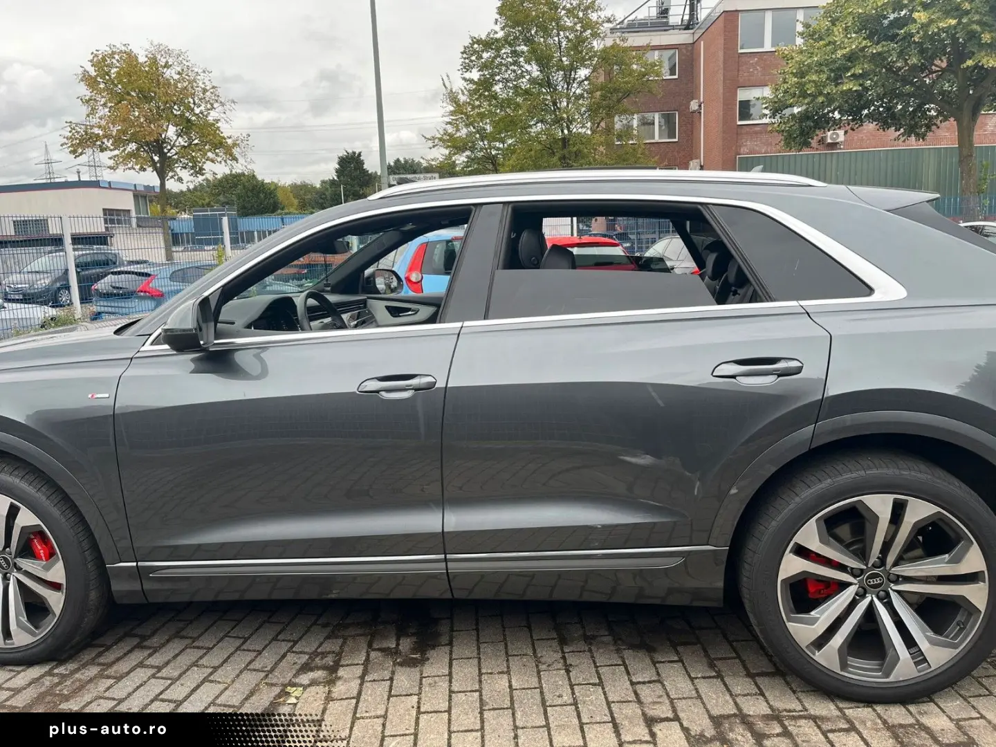 AUDI Q8 55 TFSI quattro