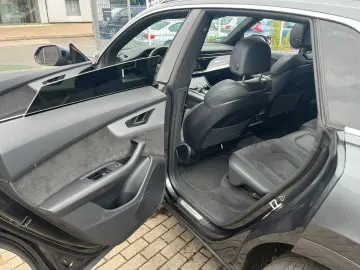 AUDI Q8 55 TFSI quattro