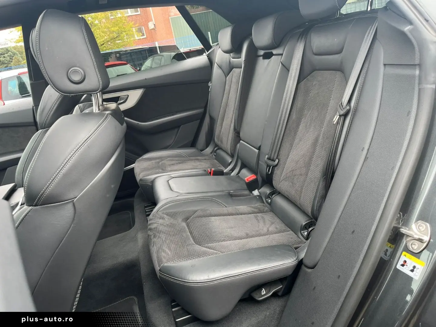 AUDI Q8 55 TFSI quattro