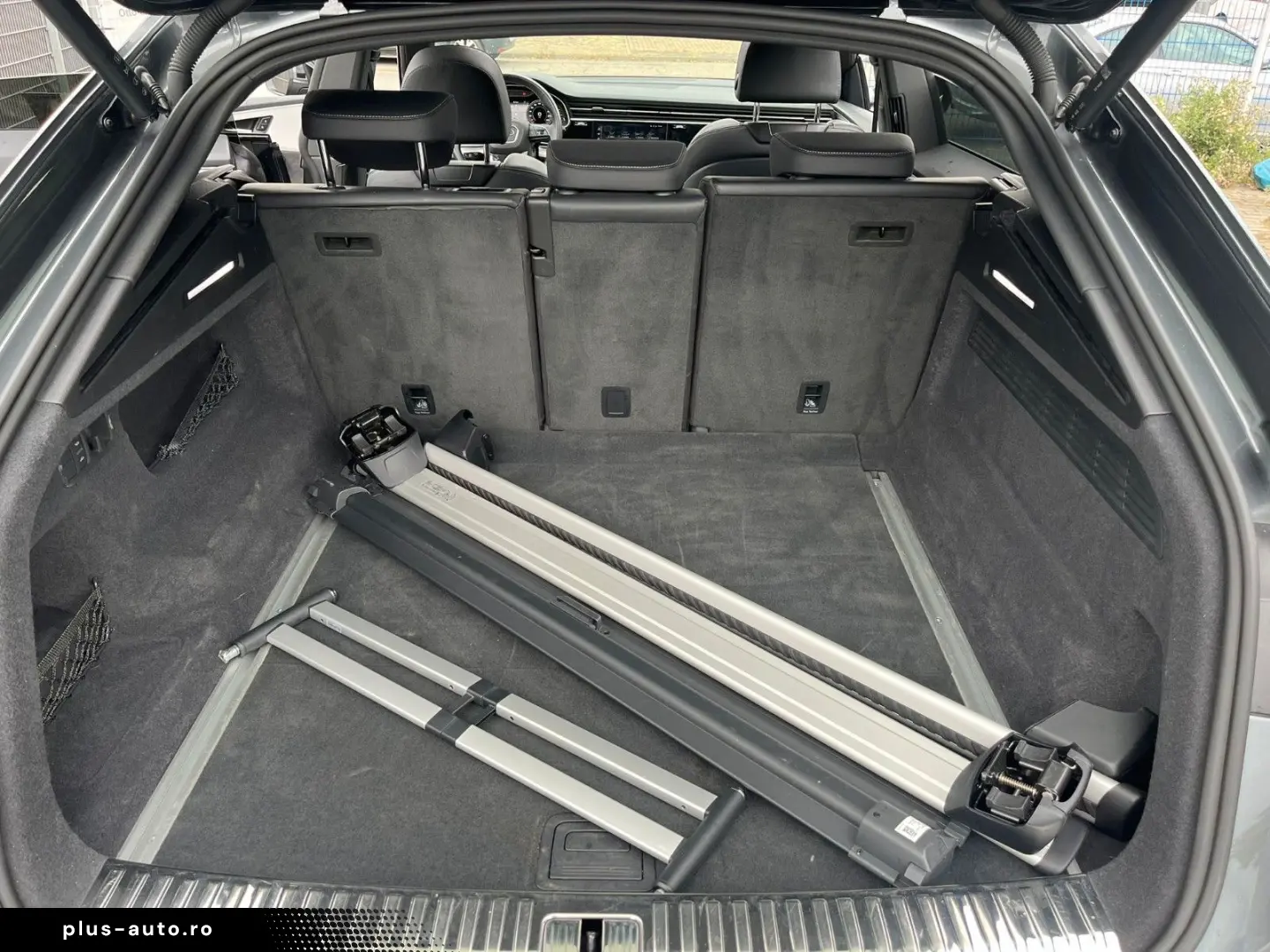 AUDI Q8 55 TFSI quattro