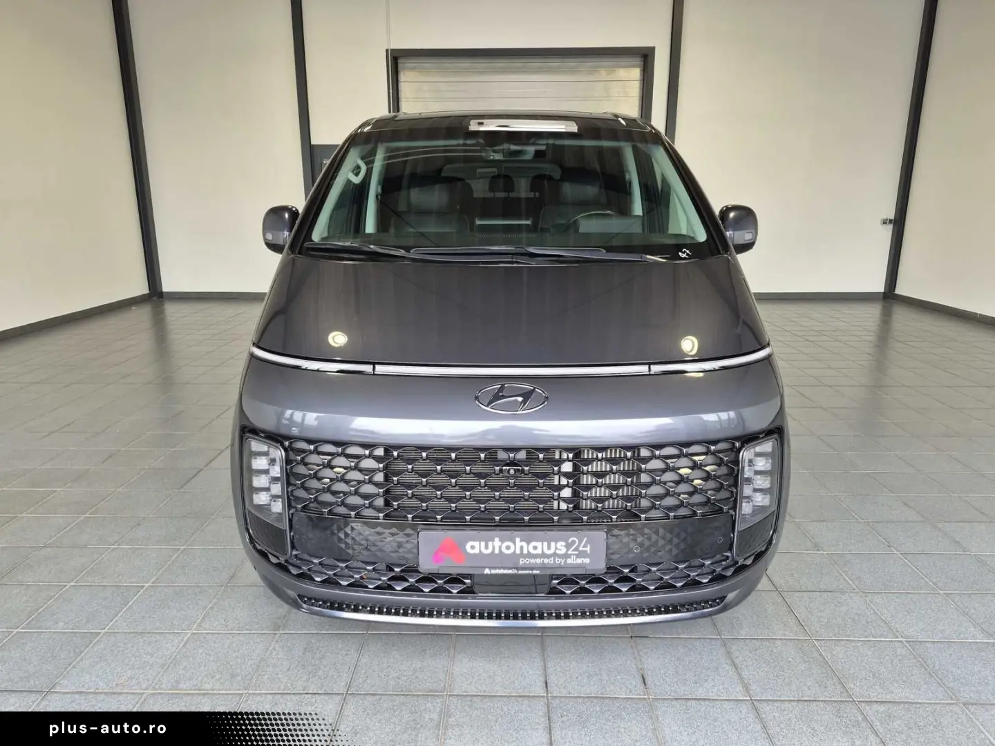 HYUNDAI STARIA 2.2 CRDi Signature  4WD 7-Sitze ACC LED