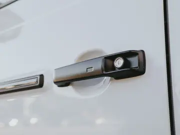Mercedes-Benz G 450