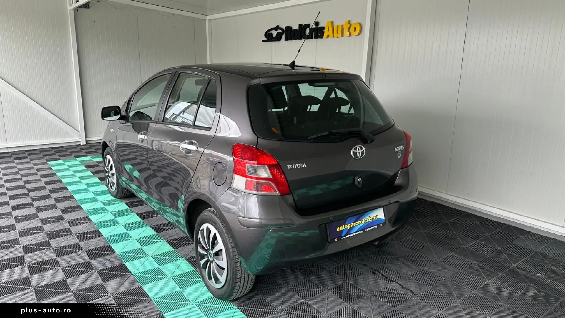Toyota Yaris 1.4 Benzina 100 CP An 2011