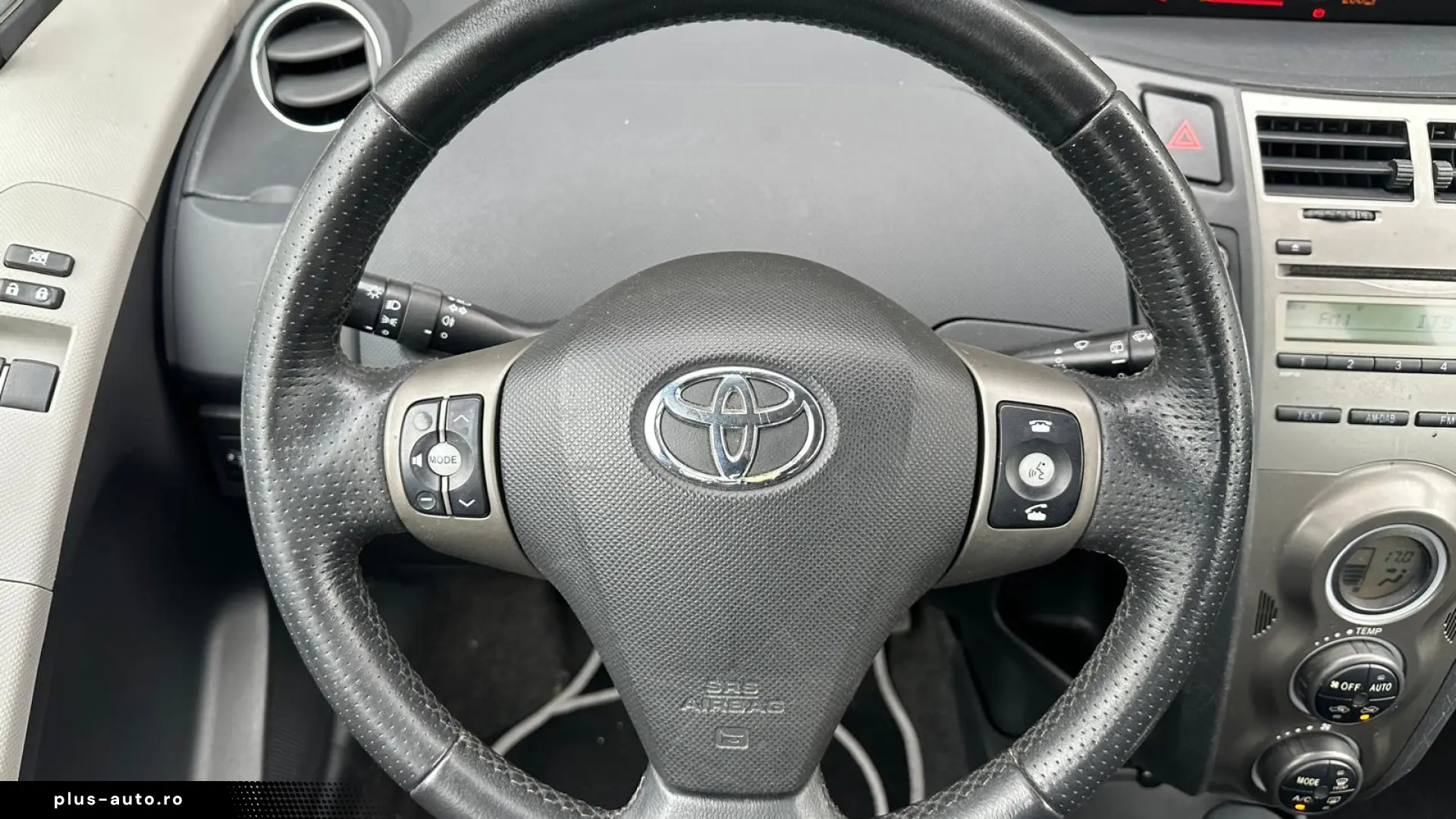 Toyota Yaris 1.4 Benzina 100 CP An 2011