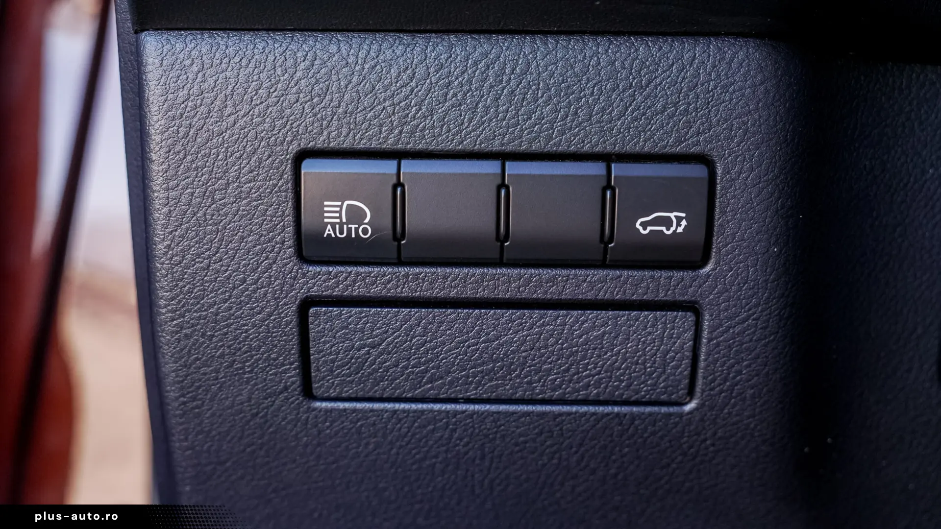 Lexus NX 300h