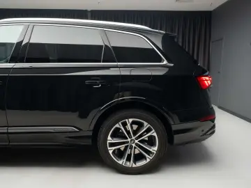 Audi Q7 55 TFSI; Garantie si Finantare