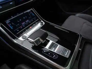 Audi Q7 55 TFSI; Garantie si Finantare