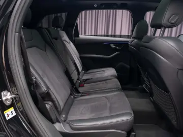Audi Q7 55 TFSI; Garantie si Finantare