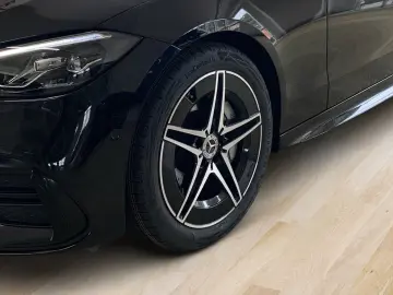 MERCEDES-BENZ C 300  AMG NIGHT