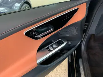 MERCEDES-BENZ C 300  AMG NIGHT