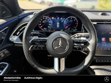 MERCEDES-BENZ E 220 d AMG Premium Night