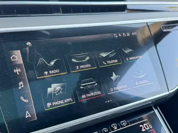 AUDI A8 55 TFSI quattro S Pano ACC B&O H.UP Soft